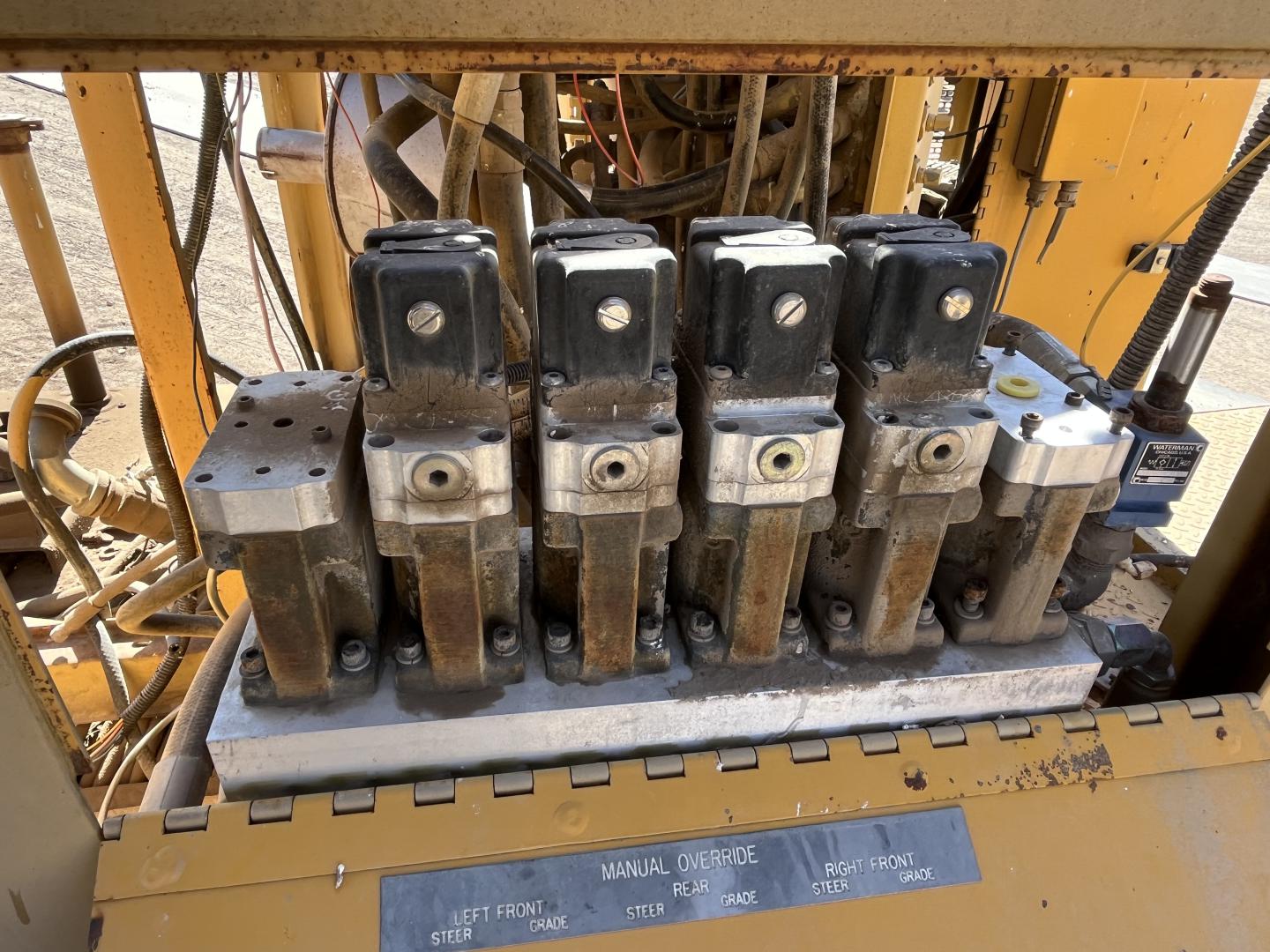 ./imagenes/INVOICE/2019/1730/PAVIMENTADORA GOMACO GT3600 (43).JPG